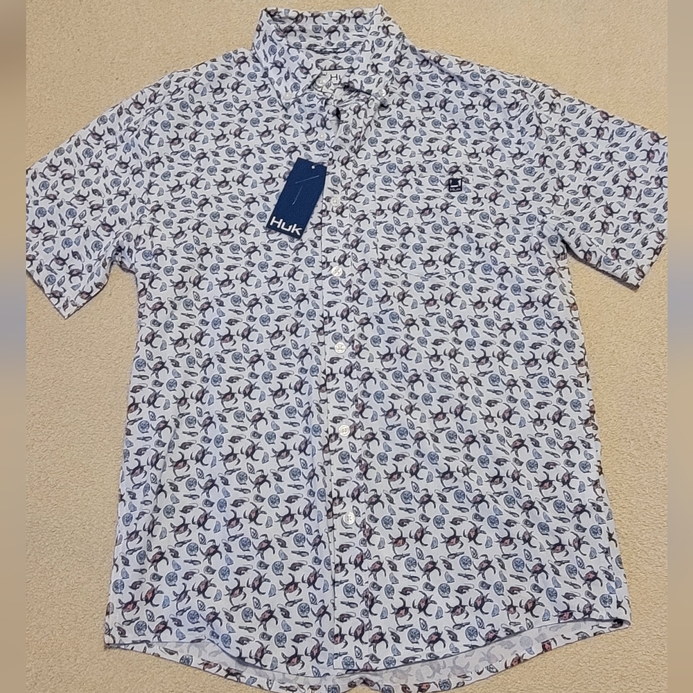 Huk Men's White and Blue Casual Shirt